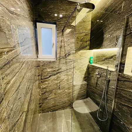 Potka Tirane Appartamento Yzberishti