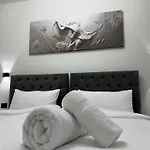 Potka Tirane Apartmán *