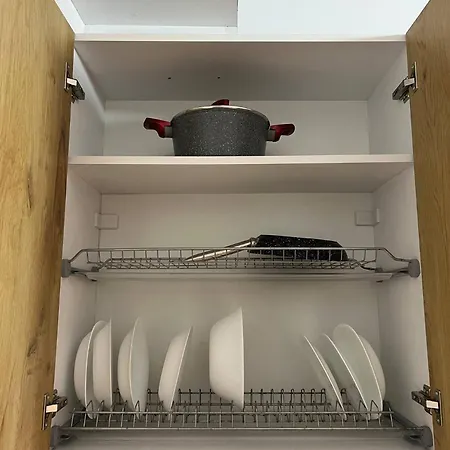 Potka * Yzberishti