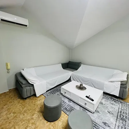 Potka Tirane Lägenhet