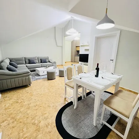 Potka Tirane Lägenhet *