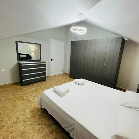 Potka Tirane Апартаменты